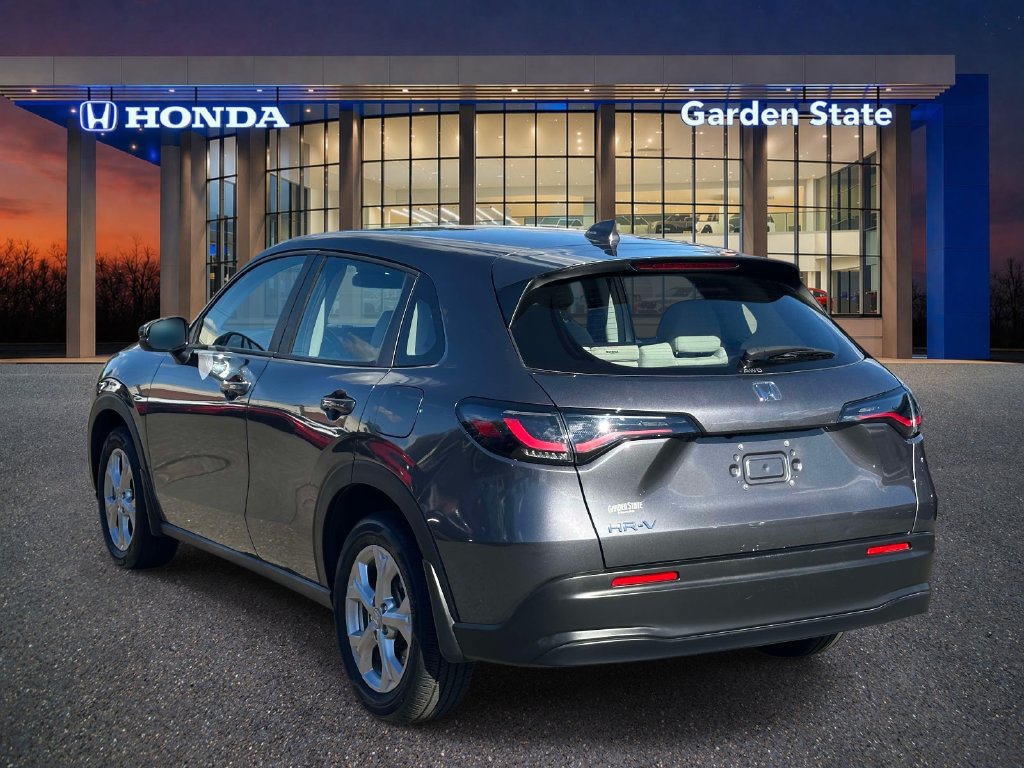 Used 2024 Honda HR-V LX image 3