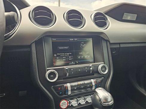 Used 2015 Ford Mustang GT Premium image 18