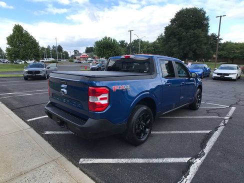 Used 2024 Ford Maverick Lariat w/ FX4 Off-Road Package AWD/4WD image 15