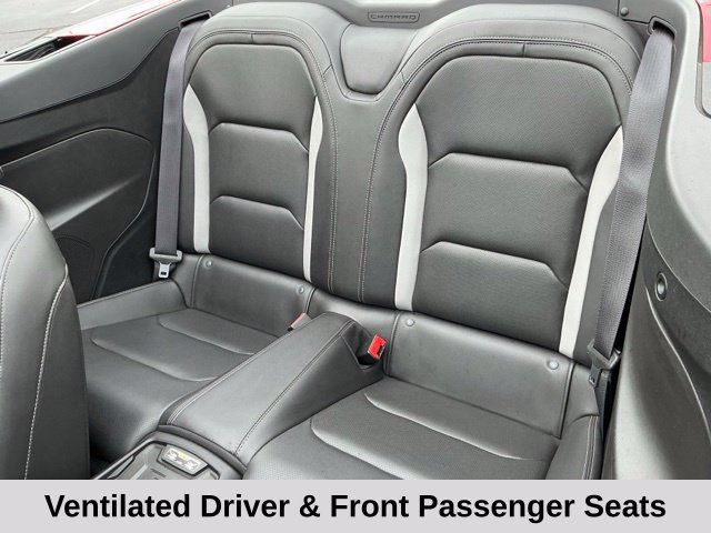 Used 2016 Chevrolet Camaro SS RWD image 23