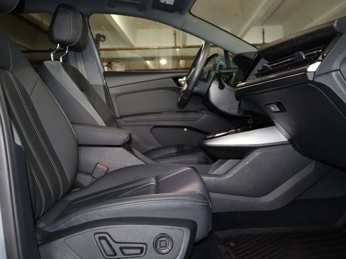 Used 2023 Audi Q4 e-tron Premium Plus w/ Premium Plus image 26