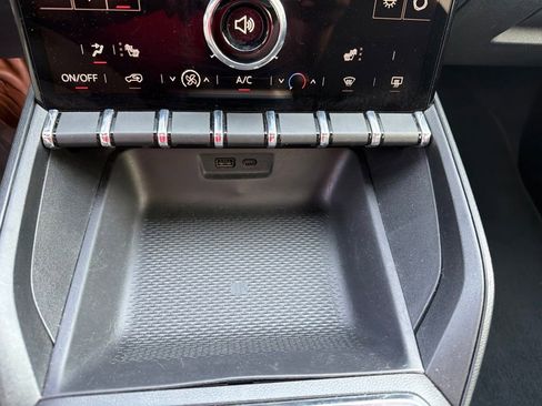 Used 2025 GMC Terrain Elevation AWD/4WD image 22