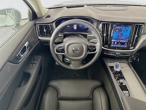 Certified 2026 Volvo V60 B5 Cross Country Ultra w/ Climate Package AWD/4WD image 24