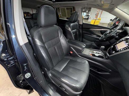 Used 2017 Nissan Murano Platinum w/ Platinum Technology Package AWD/4WD image 16