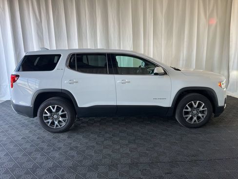 Used 2023 GMC Acadia SLE AWD/4WD image 2