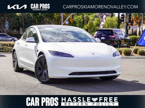 Used 2024 Tesla Model 3 Standard Range image 1