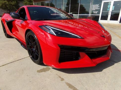 Used 2025 Chevrolet Corvette Z06 w/ Battery Protection Package RWD image 3