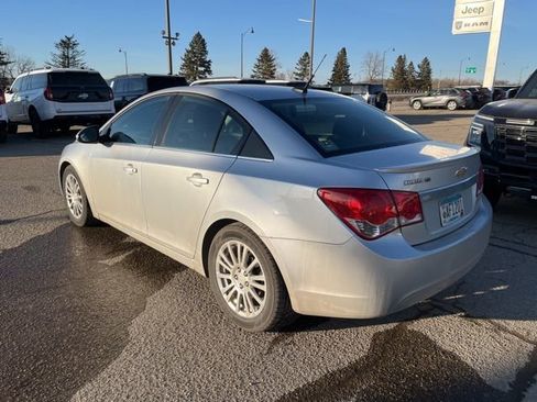 Used 2013 Chevrolet Cruze Eco image 13