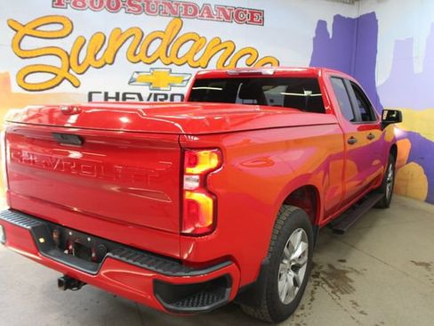 Used 2022 Chevrolet Silverado 1500 Custom w/ Safety Confidence Package AWD/4WD image 8