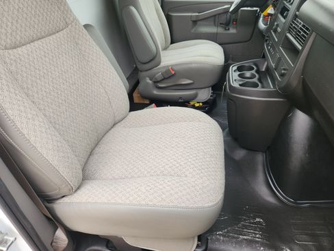 New 2025 Chevrolet Express 3500 w/ Power Convenience Package image 17