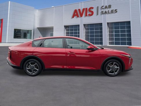 Used 2025 Kia K4 LXS image 7