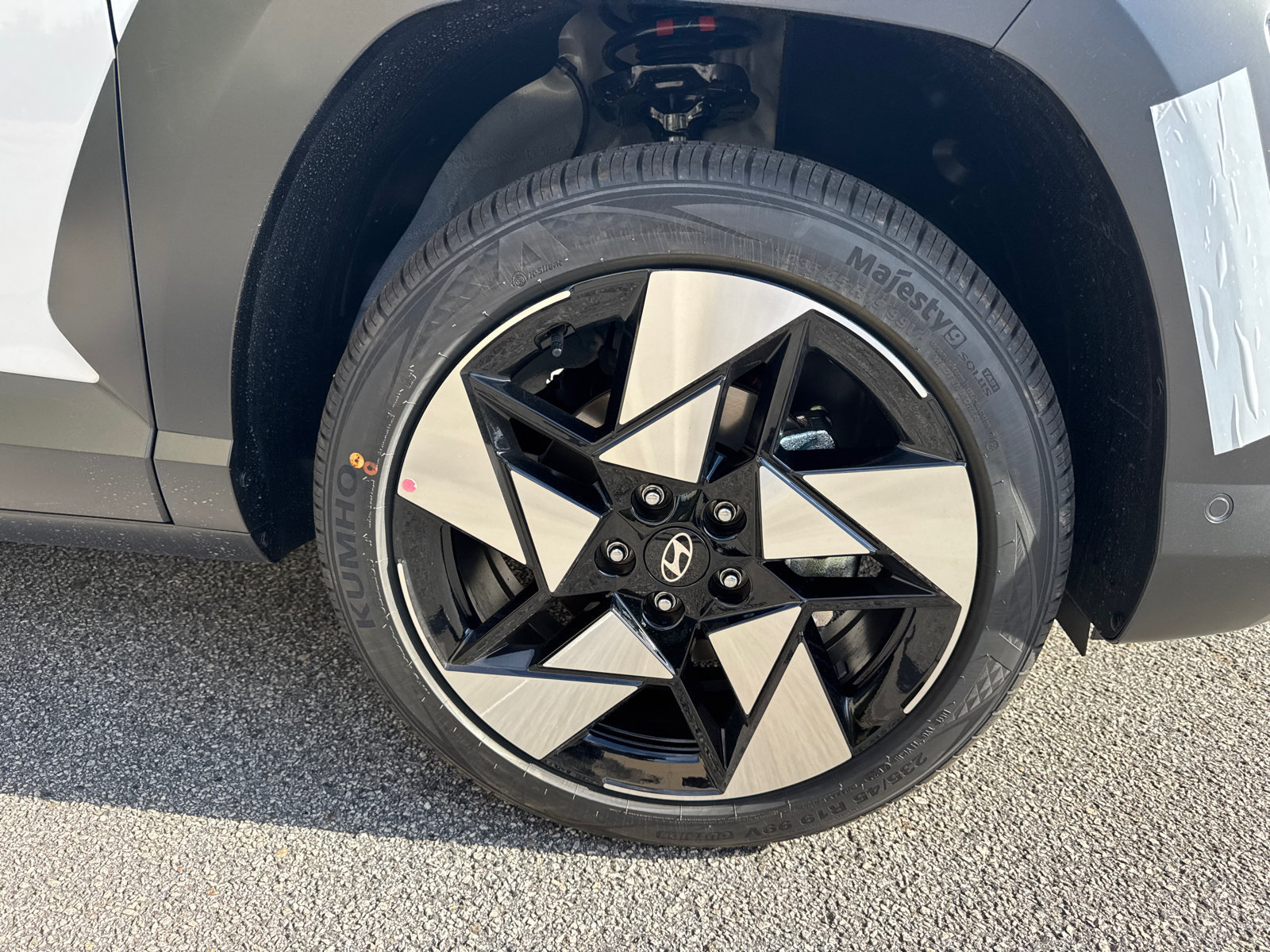 New 2026 Hyundai Kona Limited AWD/4WD image 13