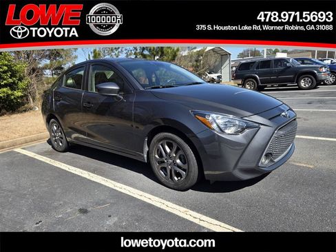 Used 2019 Toyota Yaris LE image 1