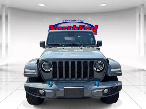 Used 2023 Jeep Wrangler Unlimited Sahara AWD/4WD image 7