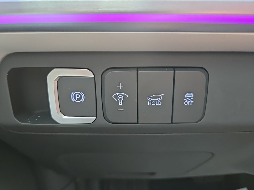 Used 2024 Hyundai Santa Fe Limited FWD image 47
