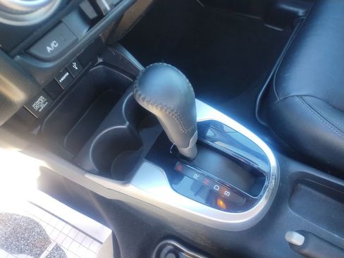 Used 2015 Honda Fit EX image 24