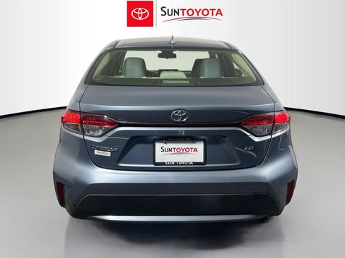 Used 2020 Toyota Corolla LE FWD image 5