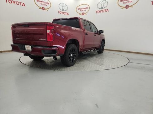 Used 2020 Chevrolet Silverado 1500 Custom w/ Custom Value Package RWD image 8