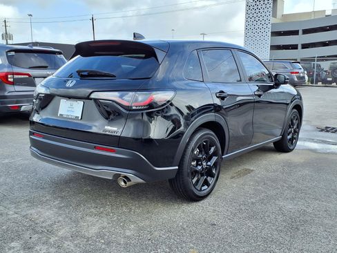 Certified 2025 Honda HR-V Sport image 24