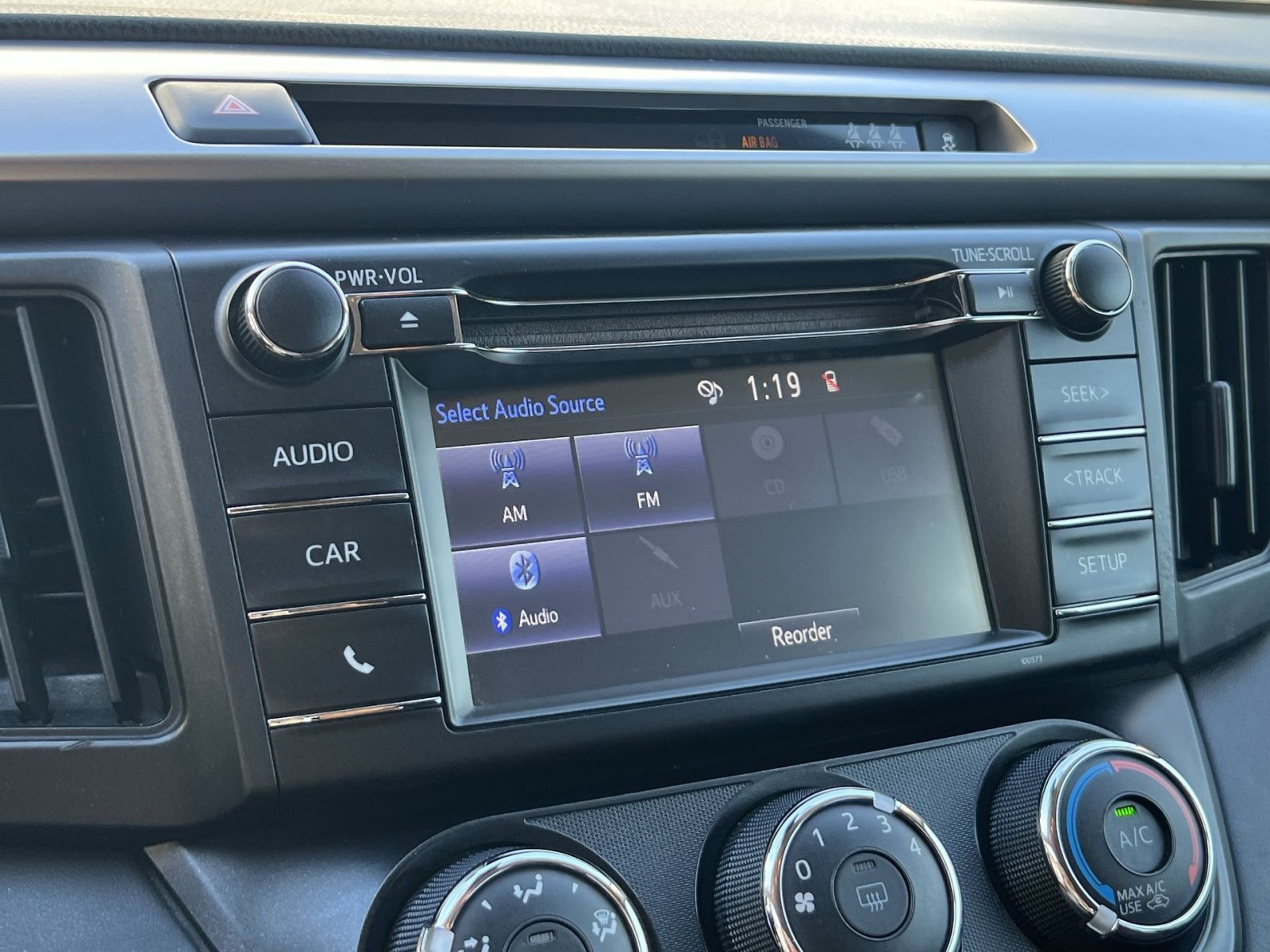 Used 2018 Toyota RAV4 LE w/ All Weather Liner Package AWD/4WD image 18