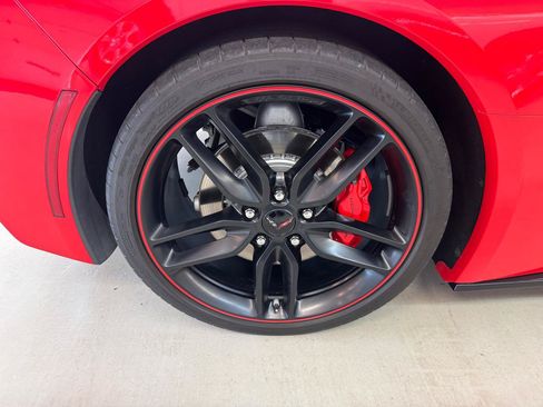 Used 2019 Chevrolet Corvette Stingray Convertible w/ 2LT Preferred Equipment Group RWD image 34
