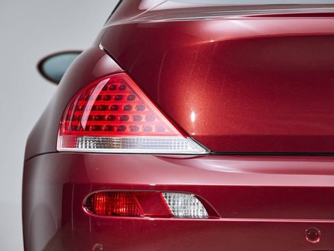 Used 2006 BMW M6 Coupe RWD image 24