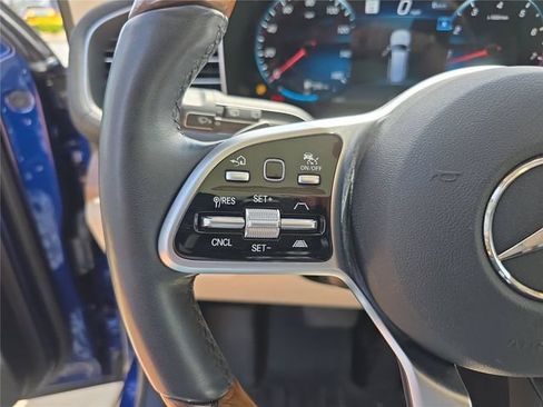 Certified 2022 Mercedes-Benz GLS 450 4MATIC image 35