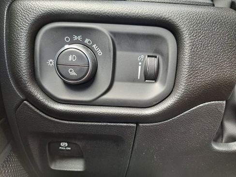 New 2026 RAM 1500 Express image 15