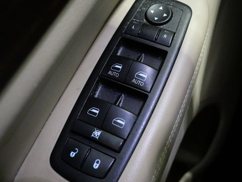 Used 2014 Jeep Grand Cherokee Laredo w/ Quick Order Package 23E RWD image 13