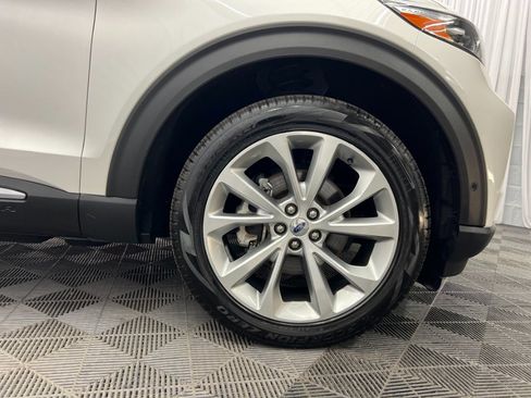 Used 2021 Ford Explorer Platinum AWD/4WD image 29
