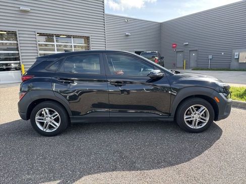 Used 2022 Hyundai Kona SE FWD image 4