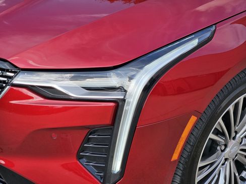 Used 2024 Cadillac CT4 Premium Luxury image 7