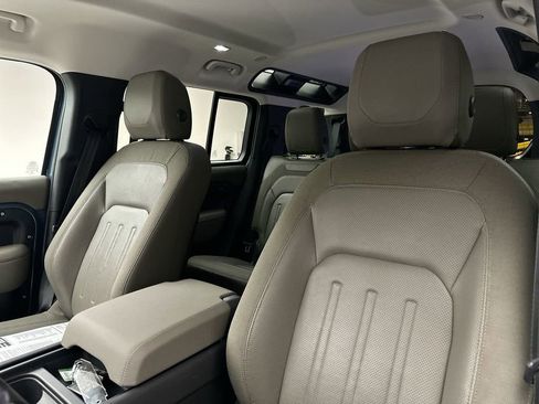 Used 2020 Land Rover Defender 110 S image 10
