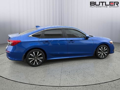 Used 2024 Honda Civic EX image 7