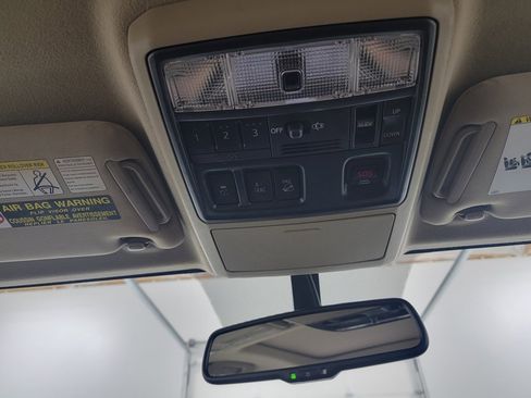 Used 2014 Toyota 4Runner Limited image 22