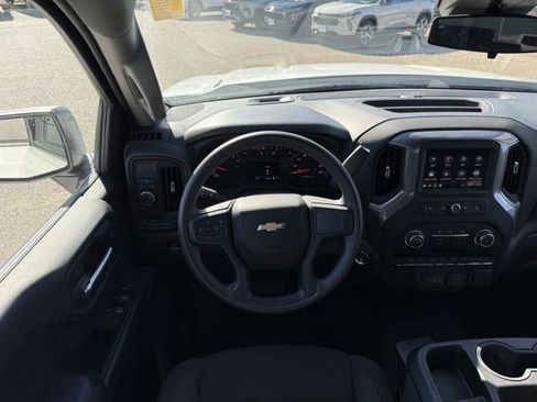 Used 2025 Chevrolet Silverado 1500 Custom w/ Turbomax Blackout Package image 20