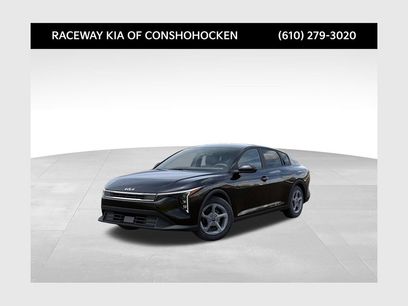 New 2025 Kia K4 LXS