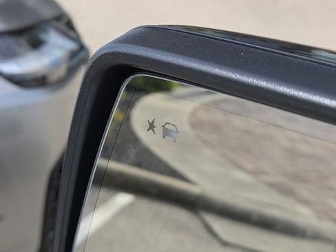 Used 2024 GMC Sierra 1500 AT4X image 23