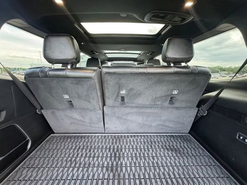 Used 2025 Jeep Wagoneer Series II image 32