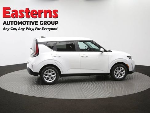 Used 2023 Kia Soul LX w/ Option Group 015 FWD image 45