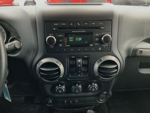 Used 2017 Jeep Wrangler Unlimited Sport w/ Quick Order Package 24S image 29