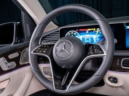 New 2026 Mercedes-Benz GLS 450 4MATIC image 16