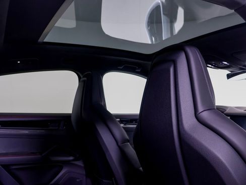 New 2026 Porsche Cayenne GTS image 27