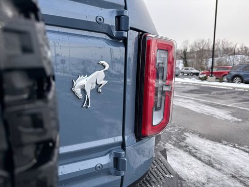 New 2025 Ford Bronco Badlands w/ Sasquatch Package image 23