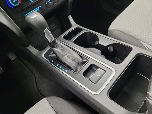 Used 2017 Ford Escape SE w/ Equipment Group 201A FWD image 26