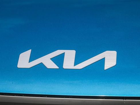 New 2026 Kia EV9 Wind image 14