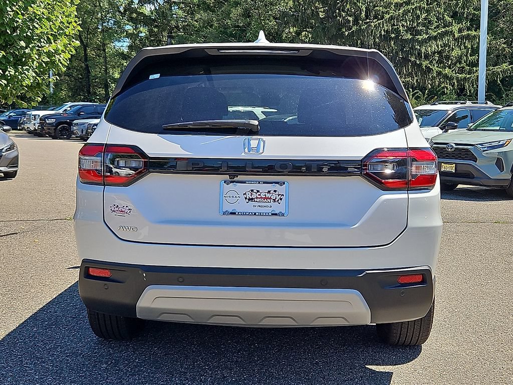 Used 2024 Honda Pilot EX-L image 6