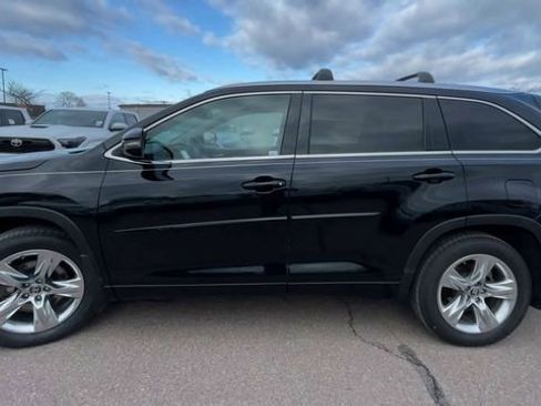 Used 2016 Toyota Highlander Limited w/ Protection Package #3 image 5