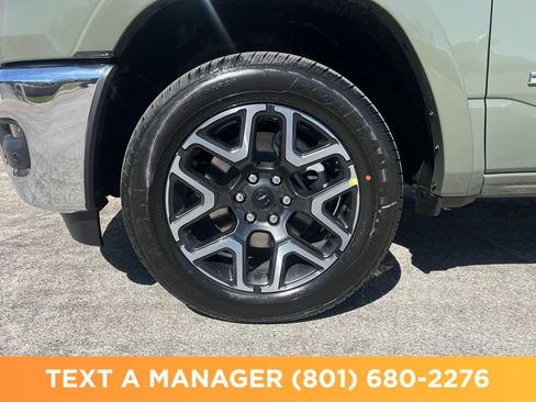 New 2026 RAM 1500 Laramie AWD/4WD image 25