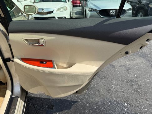 Used 2011 Lexus ES 350 FWD image 33